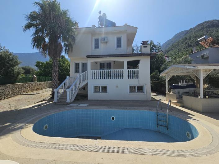 Image No.4-5 Bed Villa / Detached for sale