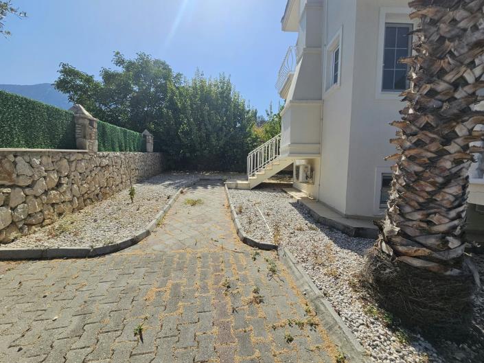 Image No.26-5 Bed Villa / Detached for sale