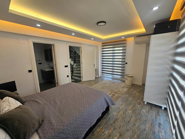 Image No.19-4 Bed Villa for sale
