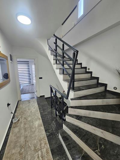 Image No.21-4 Bed Villa for sale
