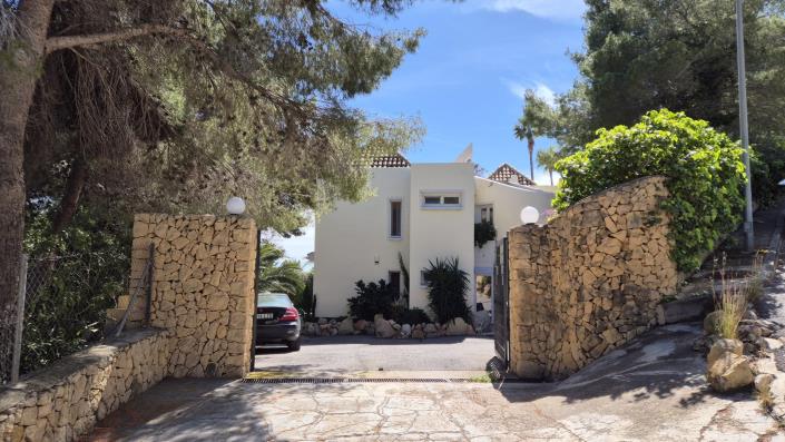 Image No.1-Villa de 4 chambres à vendre à Altea