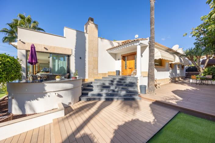 Image No.1-Villa de 6 chambres à vendre à Benidorm