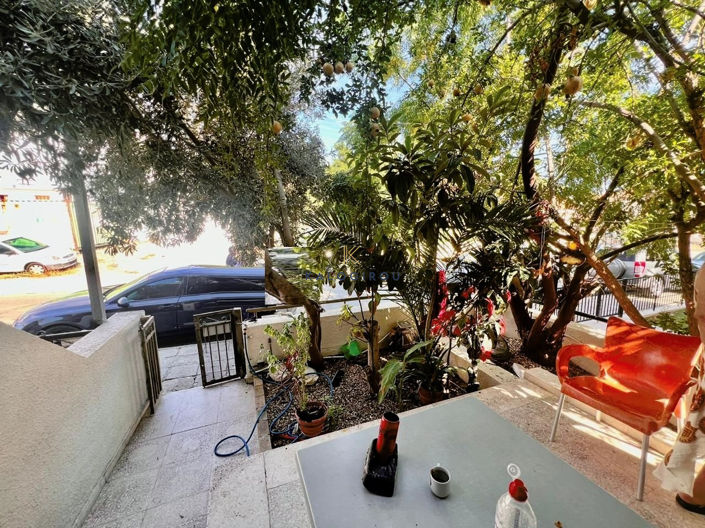 Image No.23-1 Bed Apartment for sale