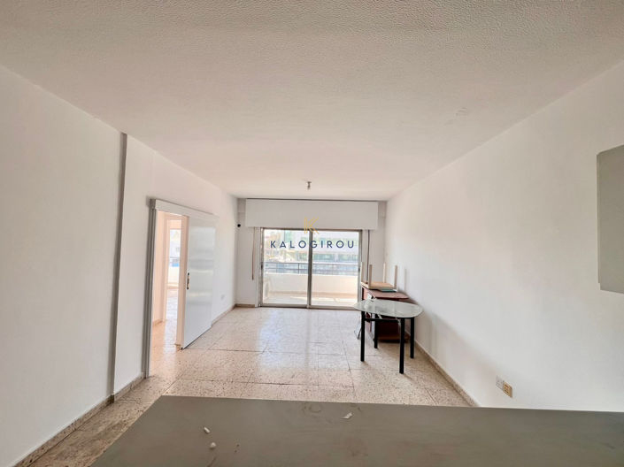 Image No.2-Appartement de 2 chambres à vendre à Larnaca