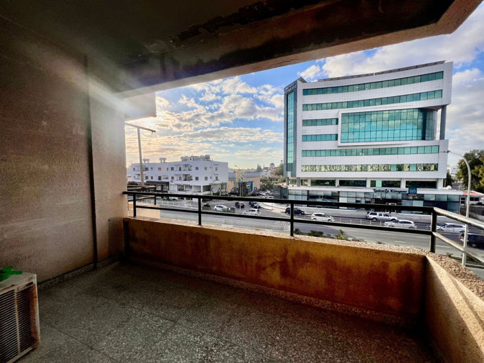 Image No.25-2 Bed Apartment for sale