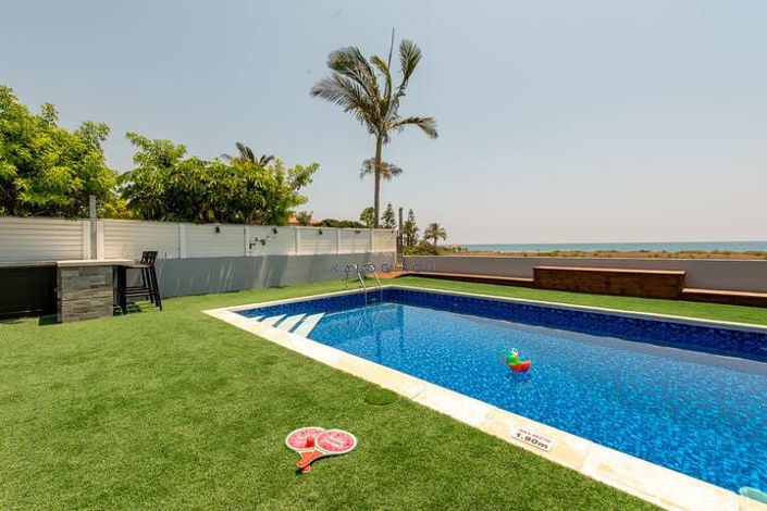 Image No.2-Maison de 4 chambres à vendre à Mazotos