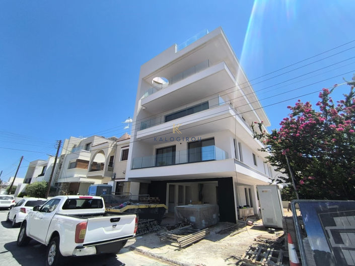 Image No.14-3 Bed Apartment for sale