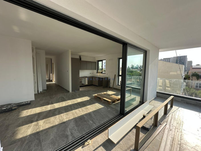 Image No.2-Appartement de 3 chambres à vendre à Larnaca