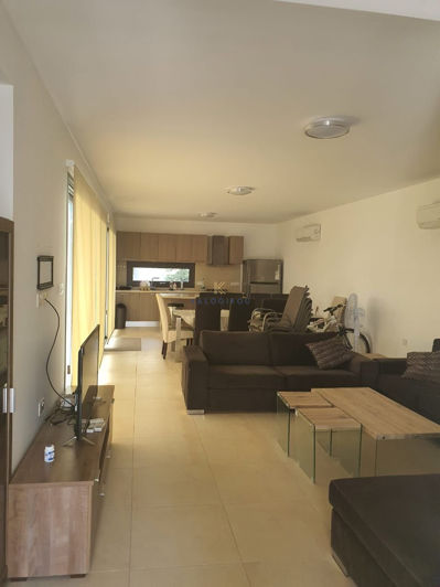 Image No.2-3 Bed House for sale