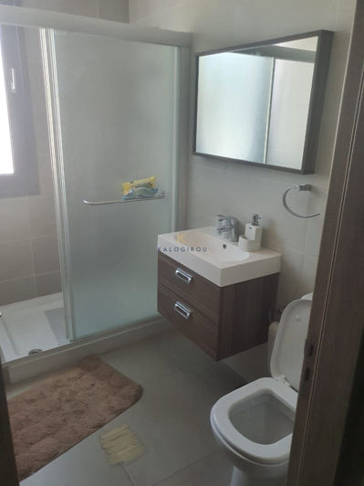 Image No.9-3 Bed House for sale