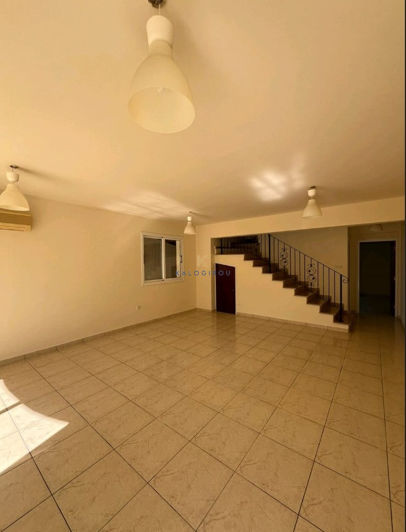 Image No.2-3 Bed House for sale