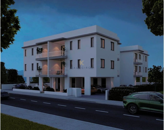 Image No.8-2 Bed Apartment for sale