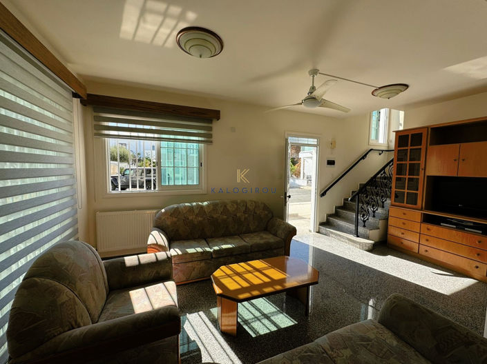 Image No.3-3 Bed House for sale