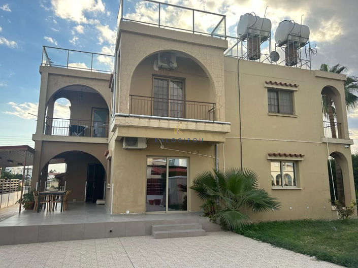 Image No.22-3 Bed House for sale