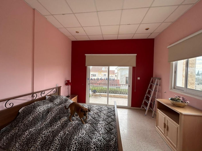 Image No.14-4 Bed House for sale