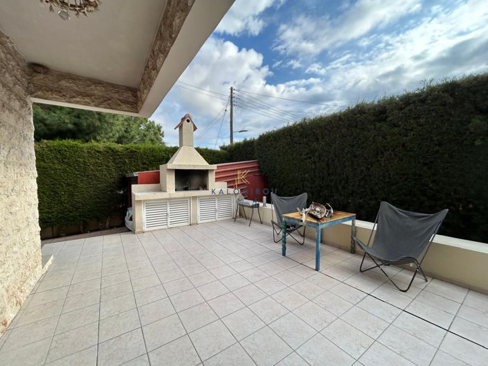 Image No.21-4 Bed House for sale