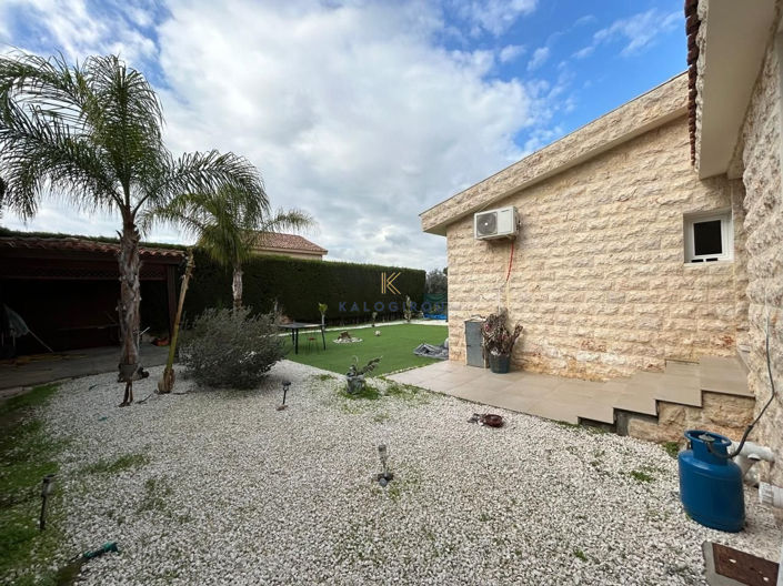 Image No.27-4 Bed House for sale