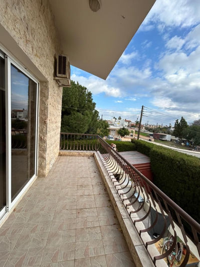 Image No.32-4 Bed House for sale