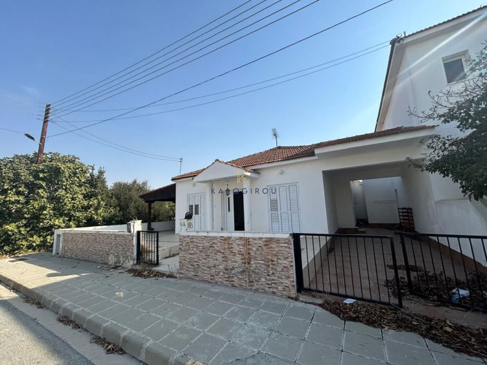 Image No.2-3 Bed Bungalow for sale