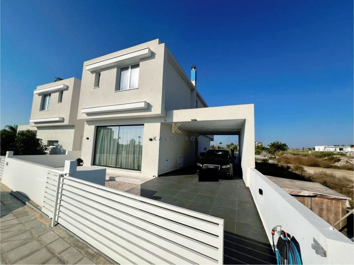 Image No.17-3 Bed House for sale