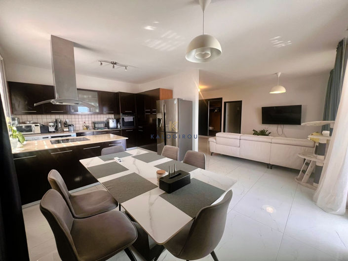 Image No.1-3 Bed Apartment for sale