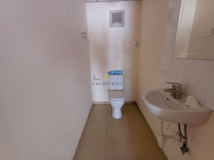 Image No.6-Commercial à vendre à Aradippou