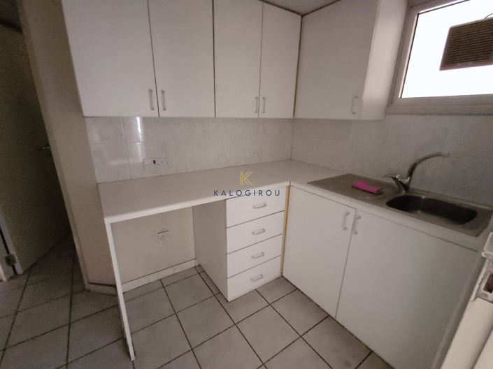 Image No.8-Commercial à vendre à Aradippou