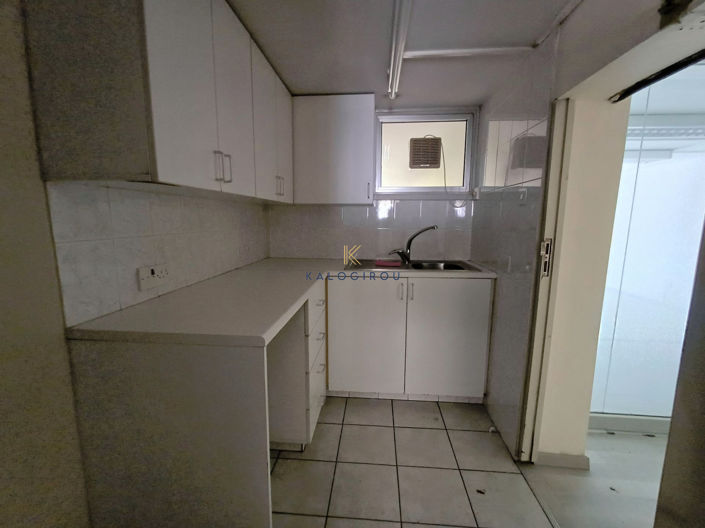 Image No.9-Commercial à vendre à Aradippou