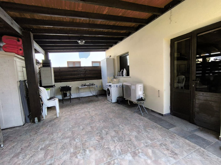 Image No.26-5 Bed House for sale