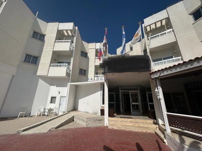 Image No.2-Un hôtel à vendre à Dekeleia