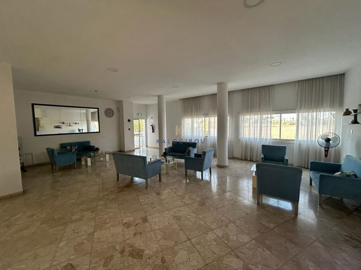 Image No.3-Un hôtel à vendre à Dekeleia