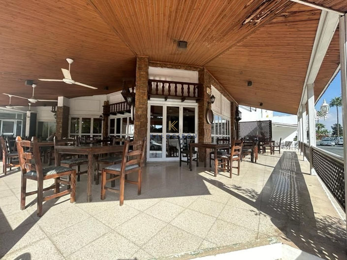 Image No.4-Un hôtel à vendre à Dekeleia