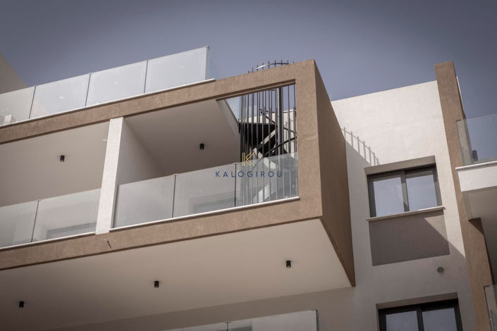 Image No.35-2 Bed Apartment for sale