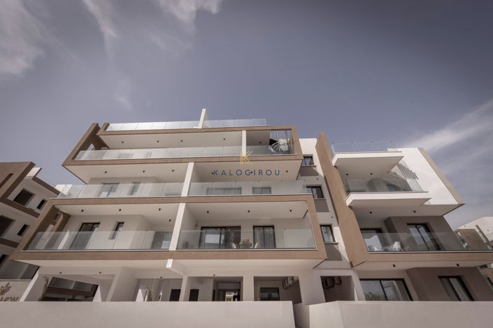 Image No.42-2 Bed Apartment for sale