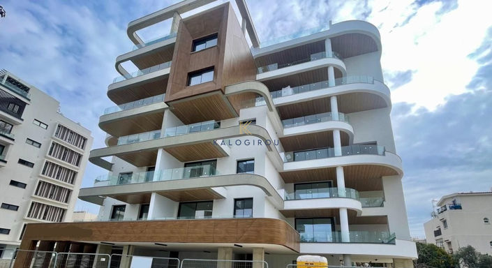 Image No.1-3 Bed Apartment for sale