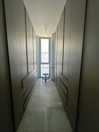 Image No.17-6 Bed House for sale