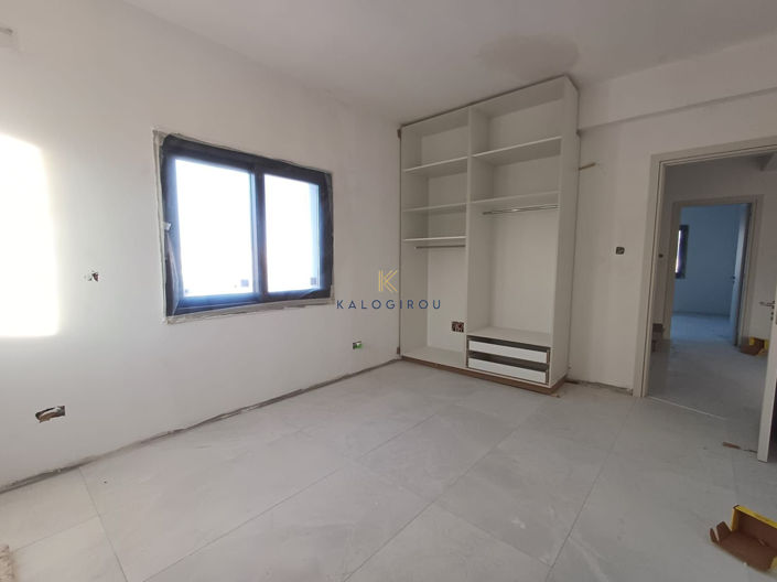 Image No.13-4 Bed House for sale