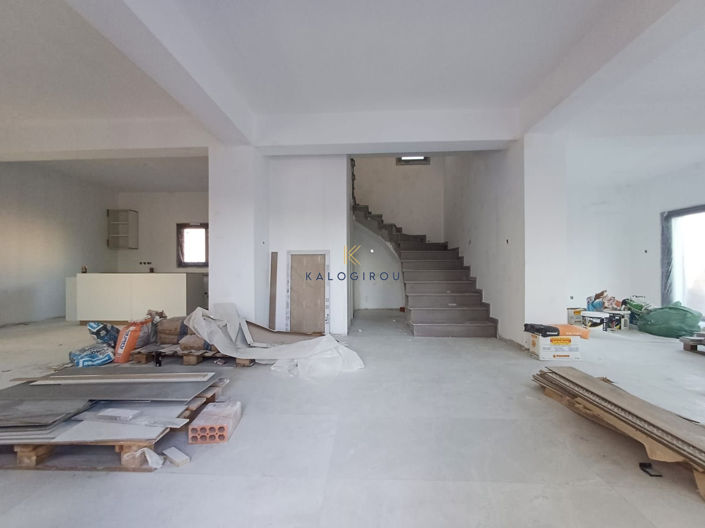 Image No.4-4 Bed House for sale