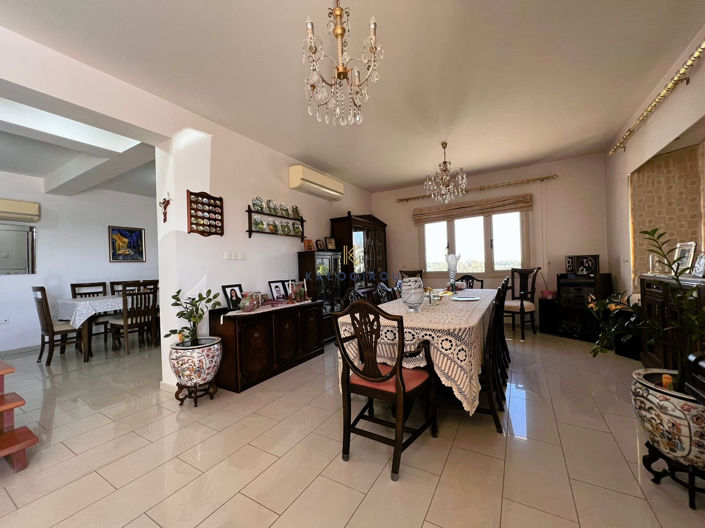 Image No.5-Bungalow de 4 chambres à vendre à Mazotos