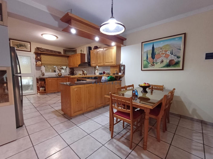 Image No.6-Maison de 4 chambres à vendre à Larnaca