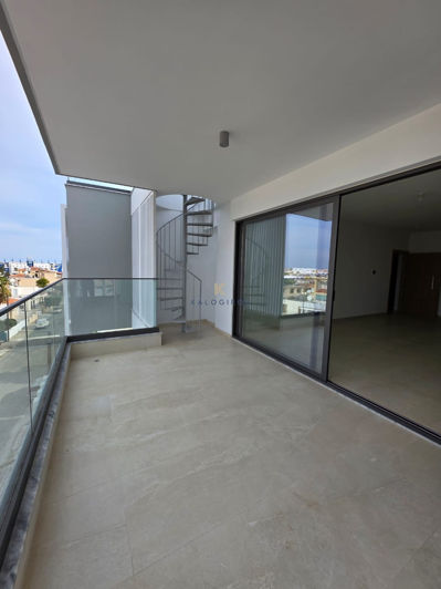 Image No.12-2 Bed Apartment for sale