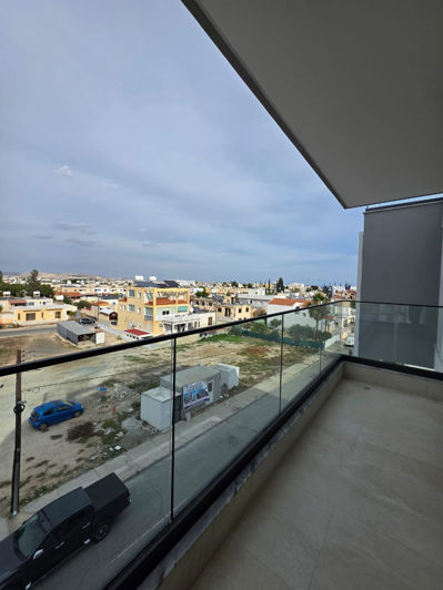 Image No.18-2 Bed Apartment for sale