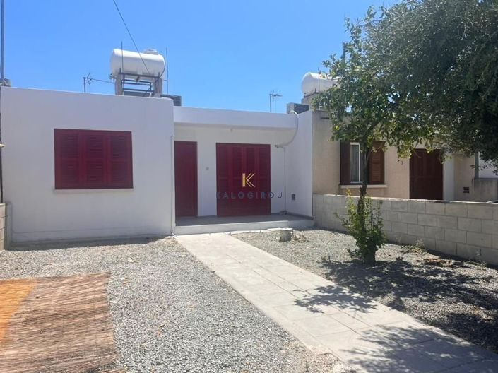 Image No.1-2 Bed House for sale