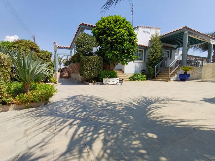 Image No.3-Maison de 4 chambres à vendre à Dekeleia