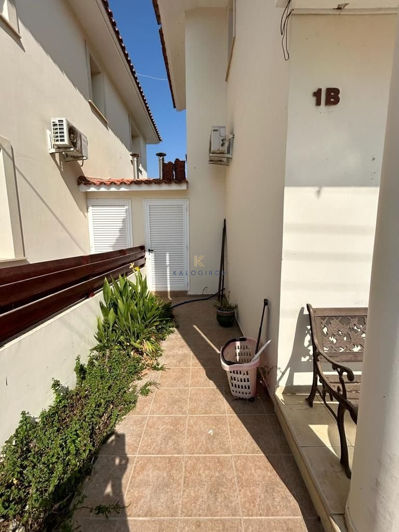 Image No.18-3 Bed House for sale