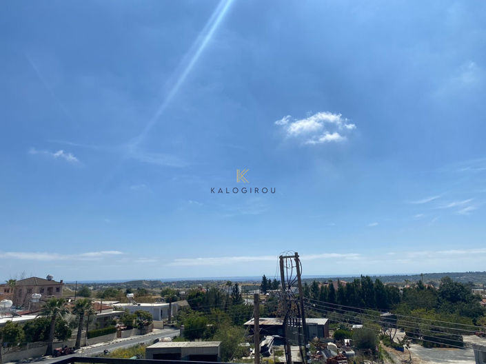 Image No.14-3 Bed House for sale