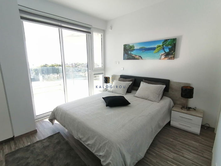 Image No.13-2 Bed Apartment for sale