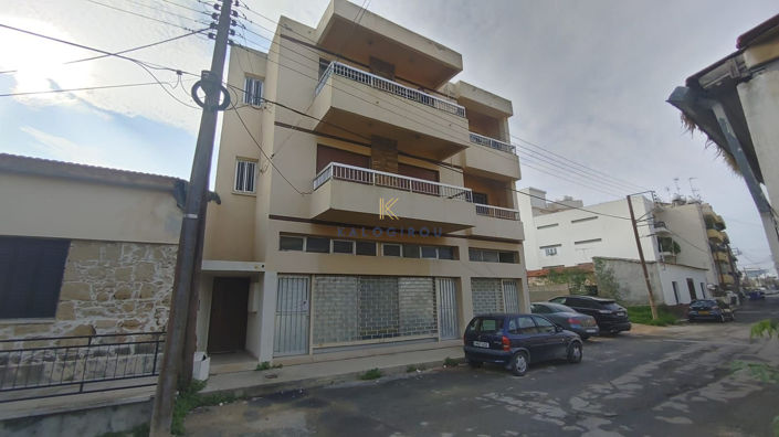 Image No.1-Commercial à vendre à Drosia