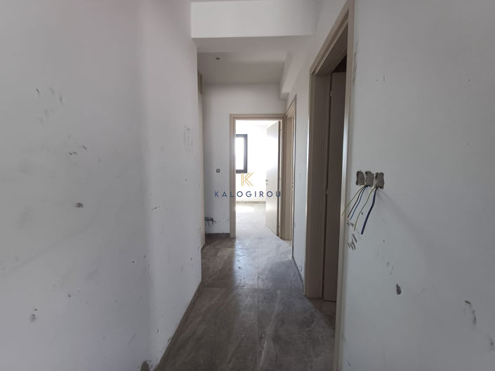 Image No.4-Appartement de 2 chambres à vendre à Kamares