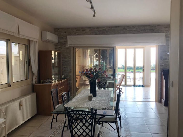 Image No.10-4 Bed House for sale